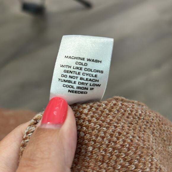 Olive & Vine Brown and Tan Printed Open Cardigan Size Medium - Picture 7 of 8